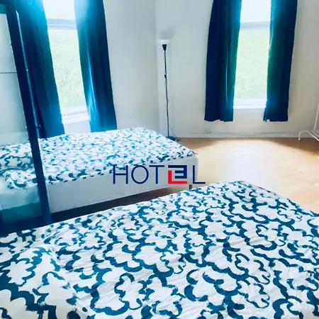 Relaxed Living No 02 Historic Hotel
