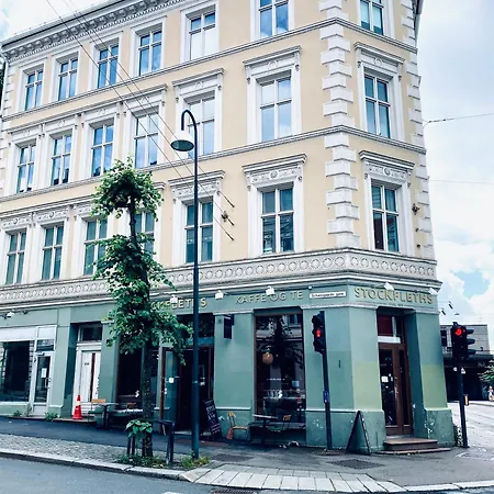 Relaxed Living No 02 Historic Hotel